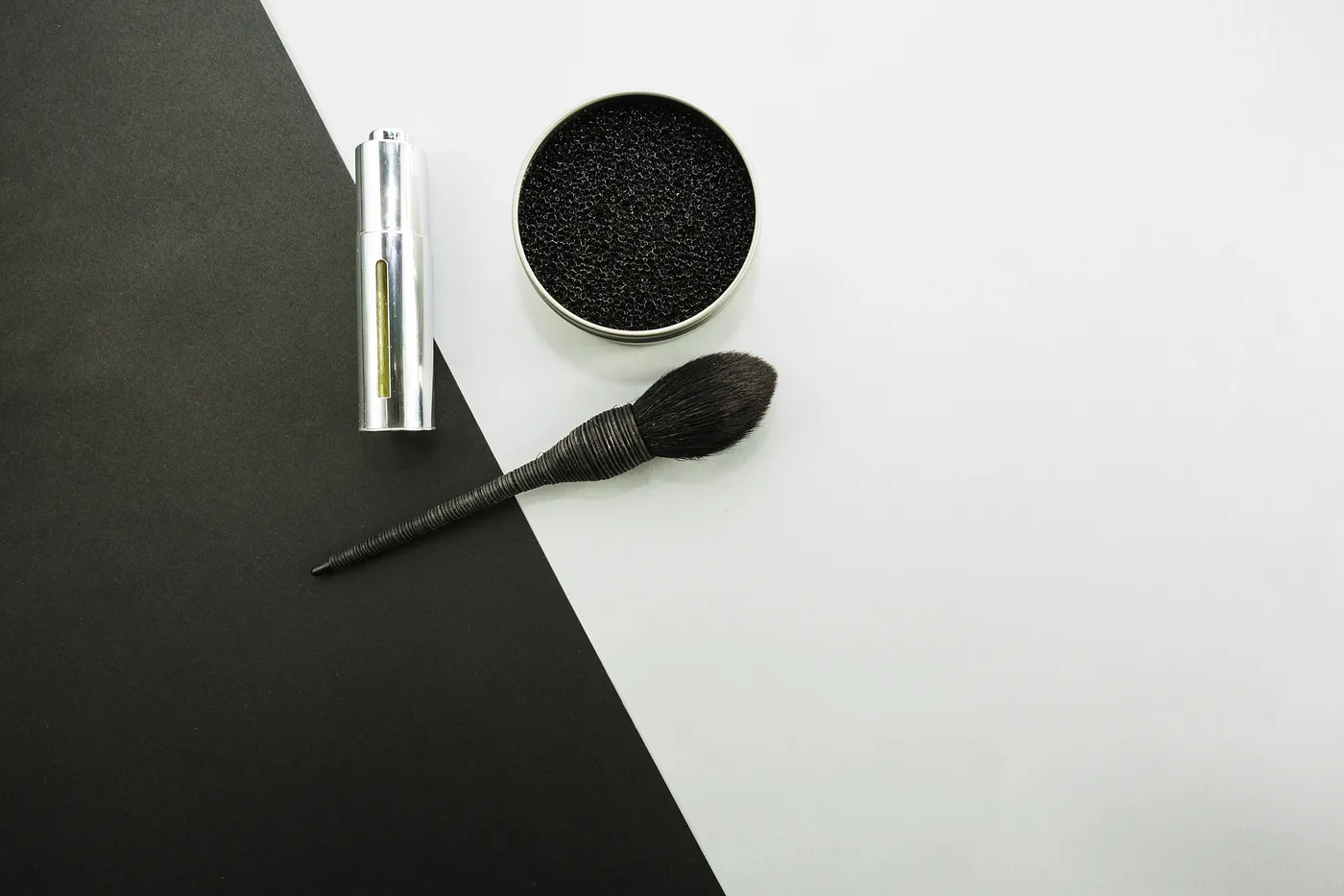 10 Common Mistakes Online Sellers Make With Product Photos (and How AI Fixes Them)