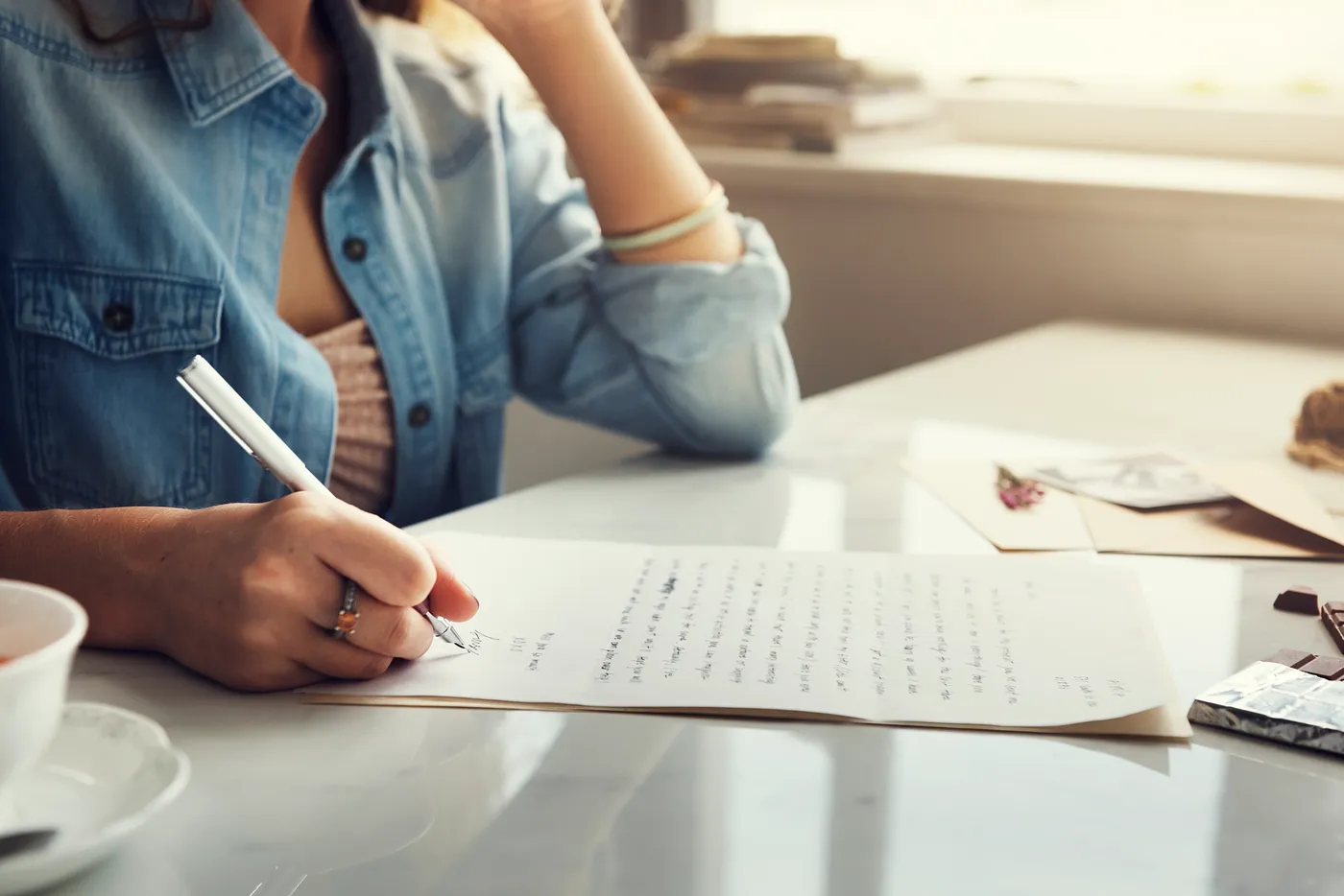Manual vs. Automated: Which Is Better for Humanizing AI-Generated Text?