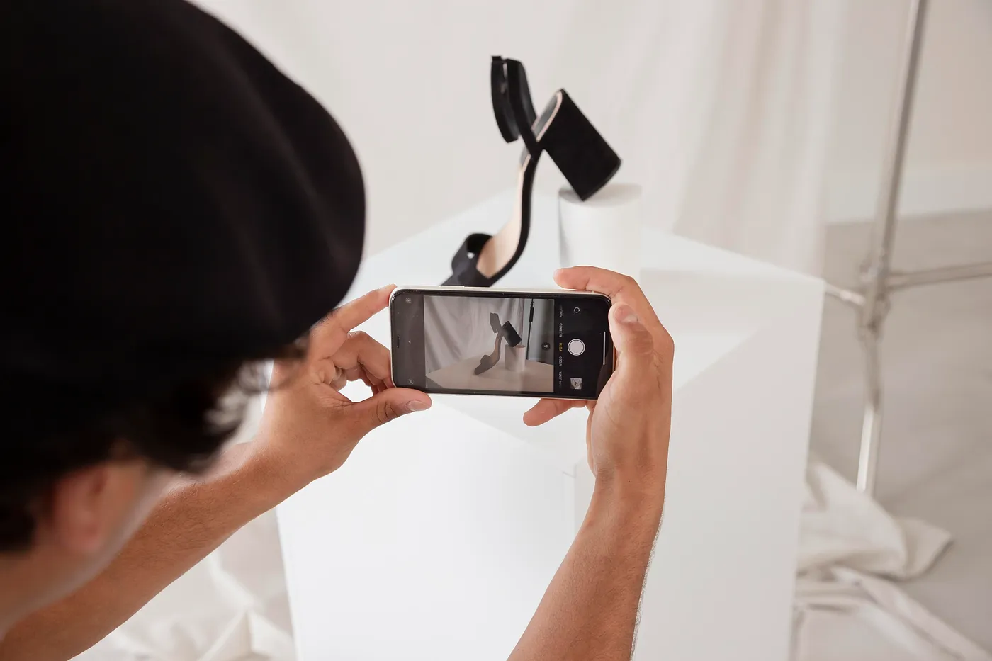 Why Traditional Photoshoots Are Becoming Obsolete in Online Retail